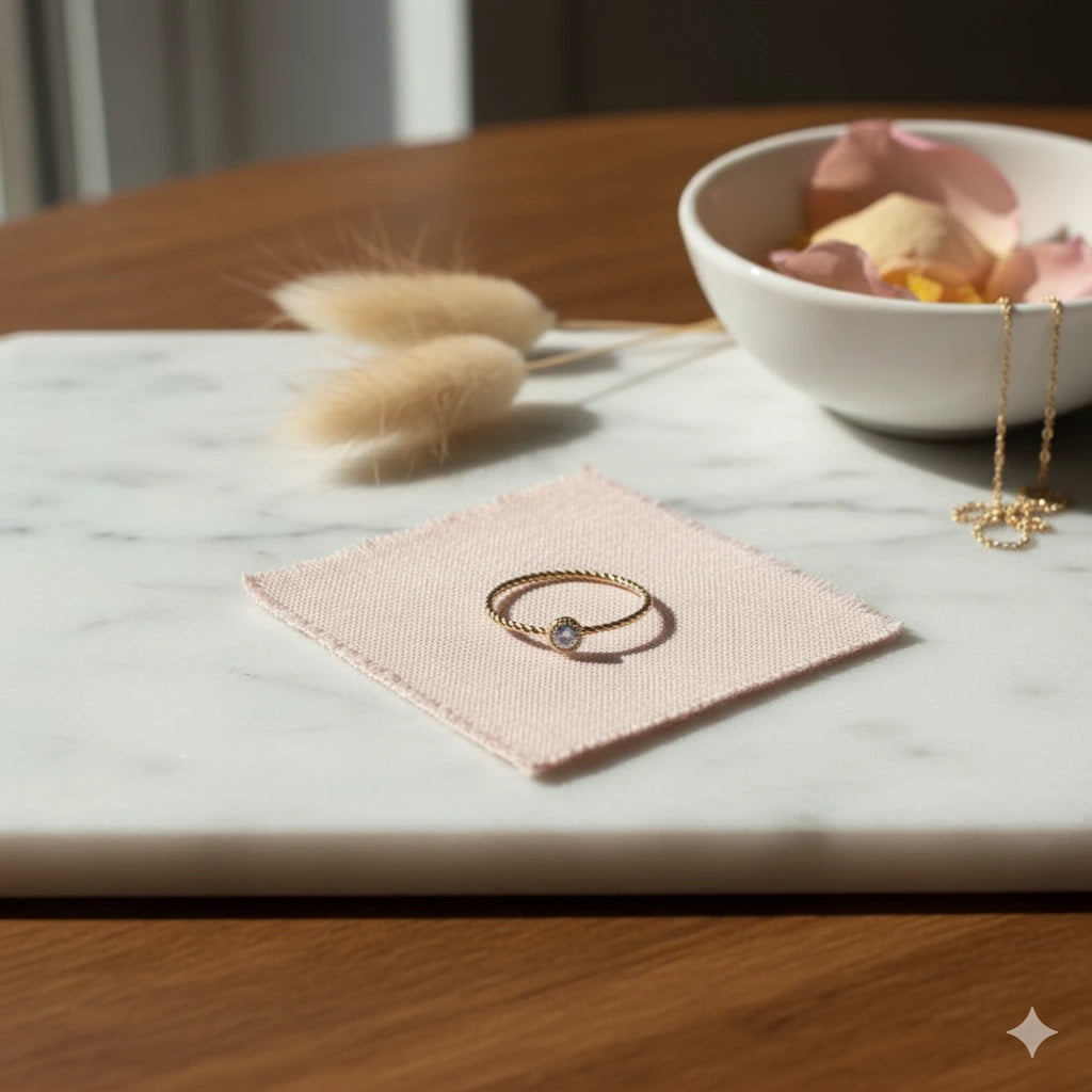 Minimal Diamond ring