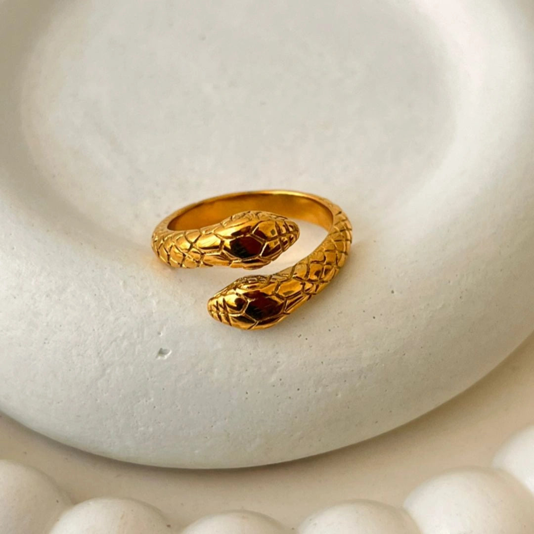 Serpant Ring