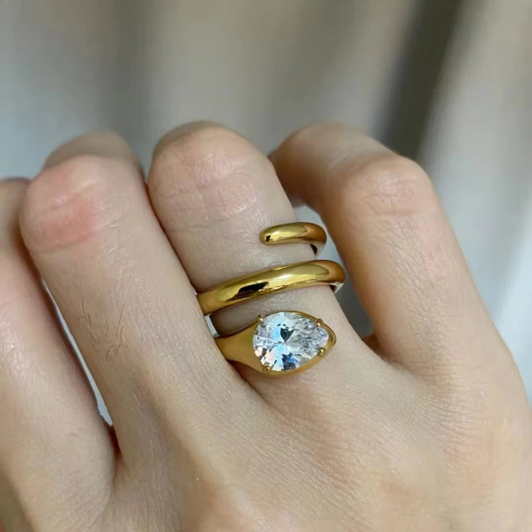 Aurelia Ring