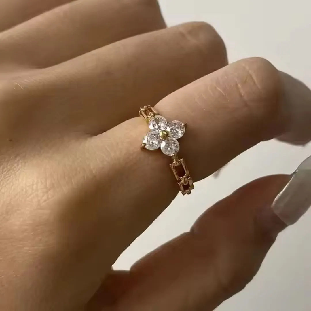 Vihaana Ring
