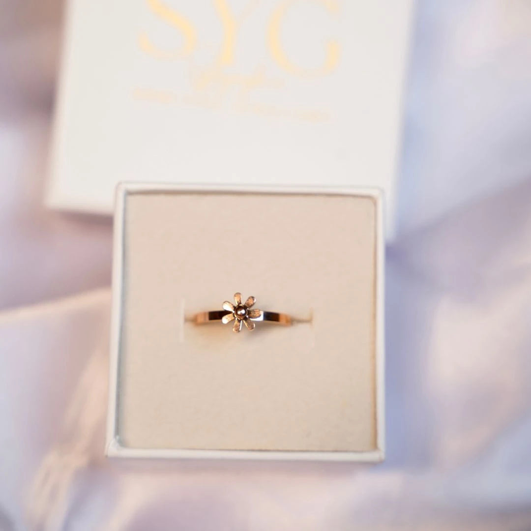 Daisy Ring