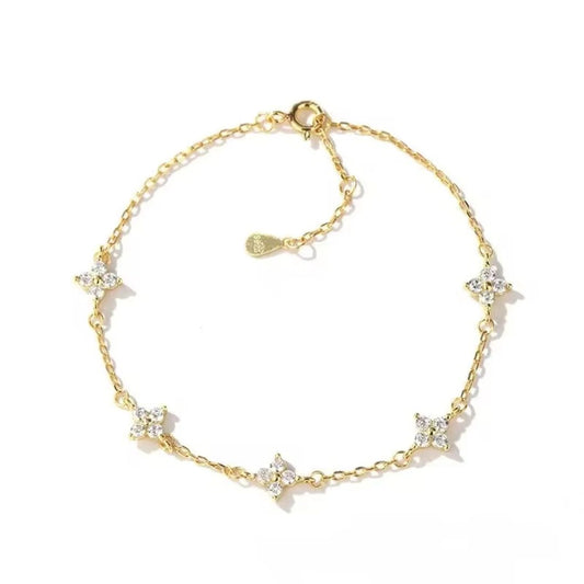 Dainty Linnet bracelet