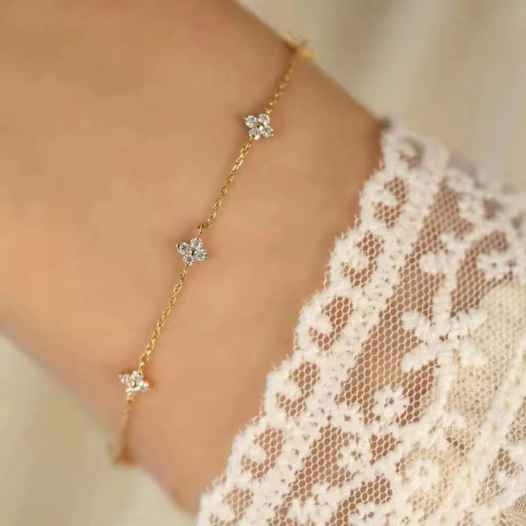Dainty Linnet bracelet