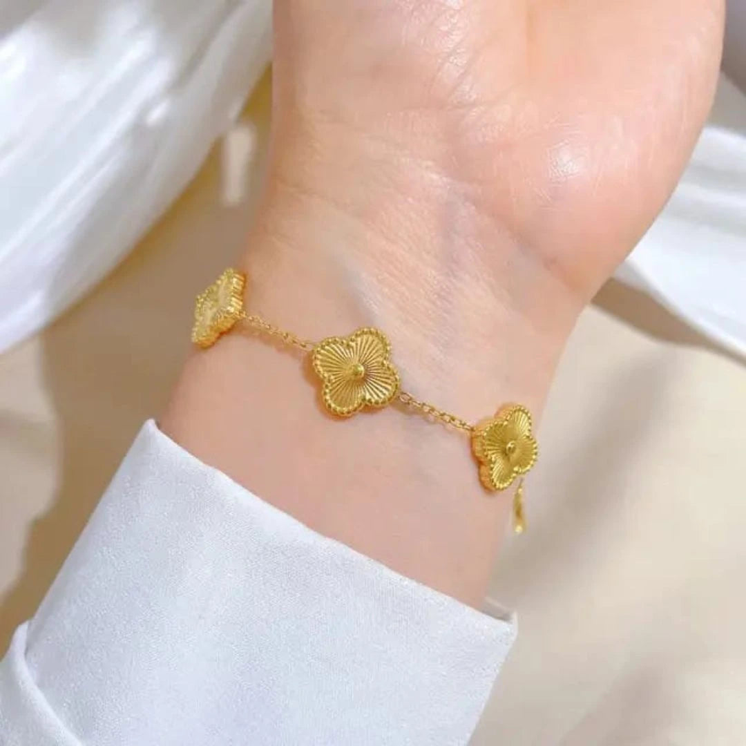 Clover bracelet